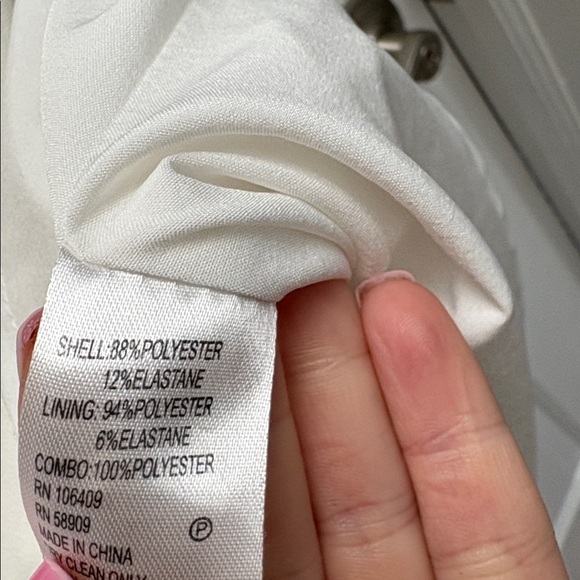 ANTONIO MELANI White Sheath Dress Lined Bell Pleated Sleeves Size 0 - Picture 10 of 13